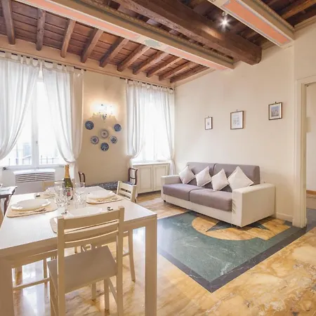 Gregoriana Апартаменты