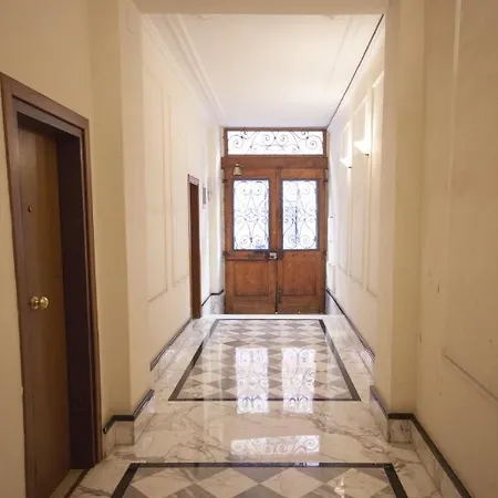 Gregoriana Апартаменты Рим